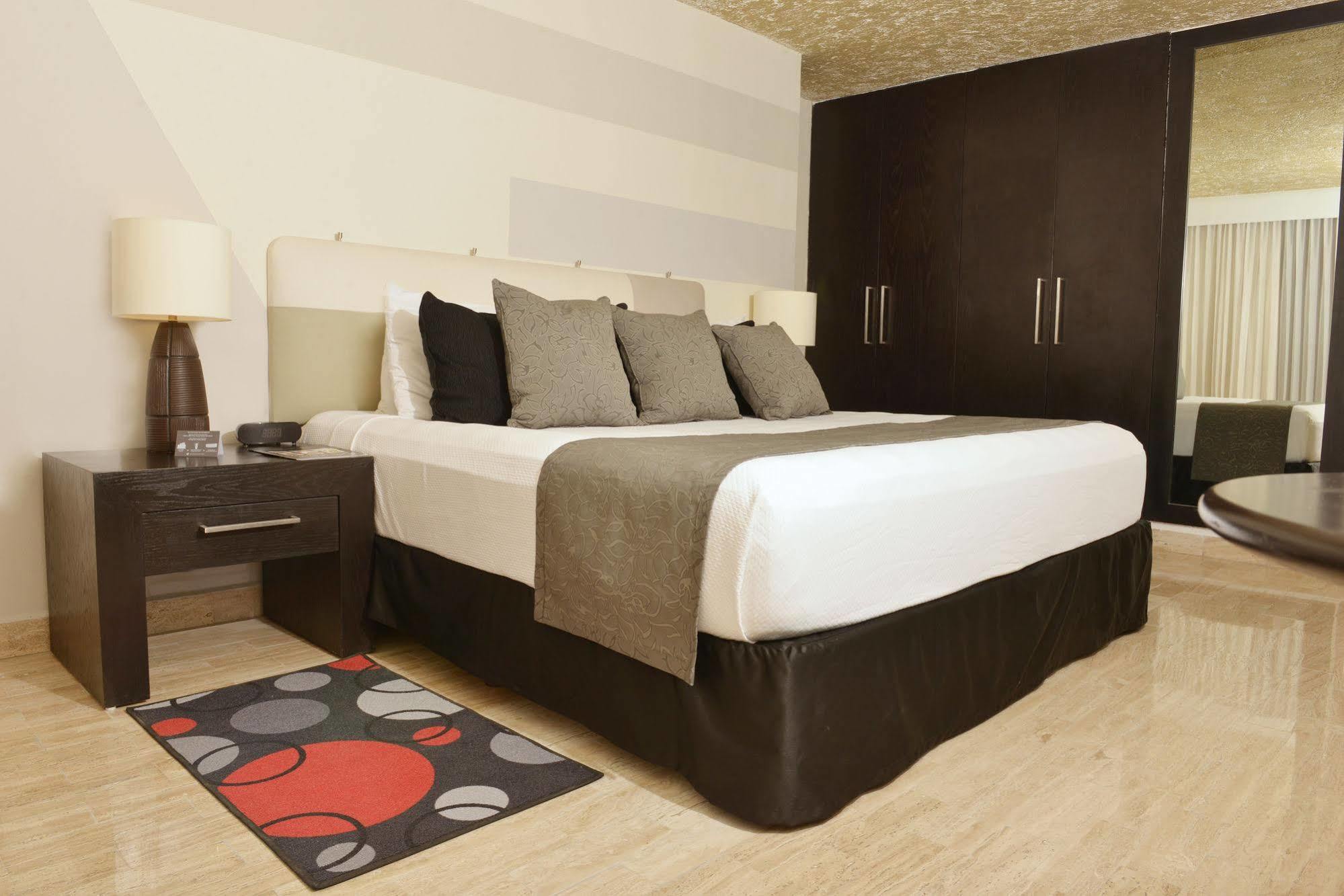 Oh! - The Urban Oasis & Club (adults Only) 4* Cancún