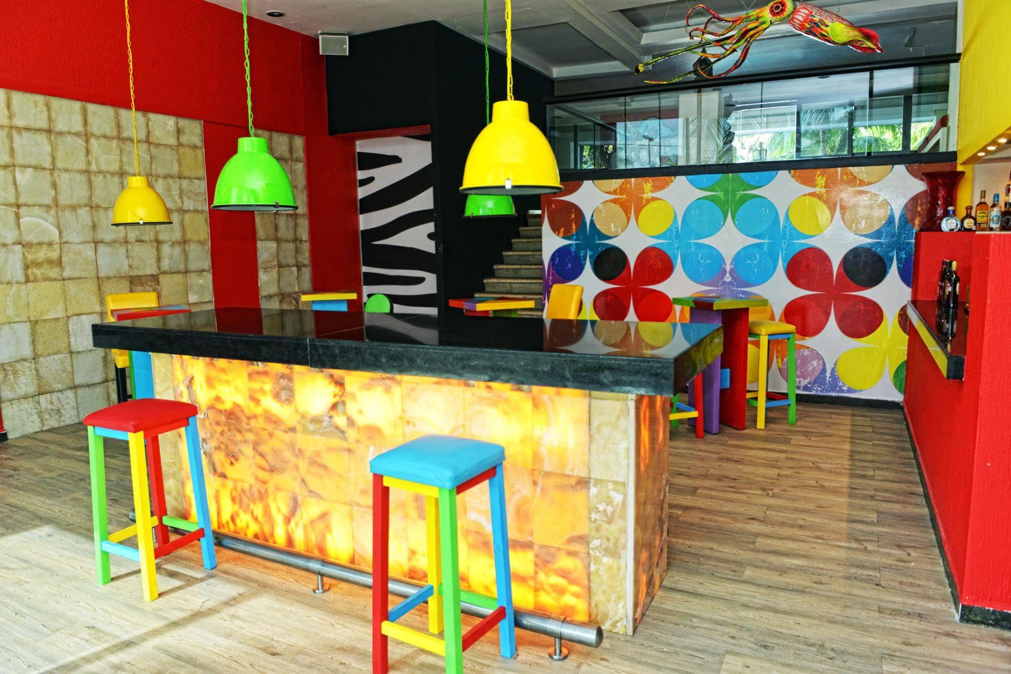 Oh! - The Urban Oasis & Club (adults Only)