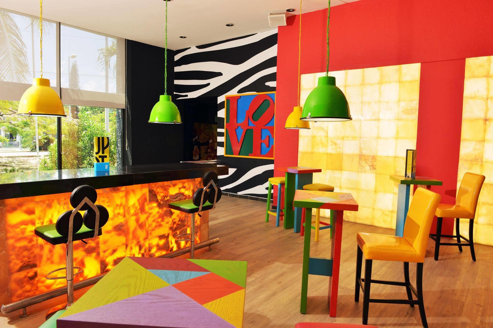 Hotel Oh! - The Urban Oasis & Club (adults Only) 4*
