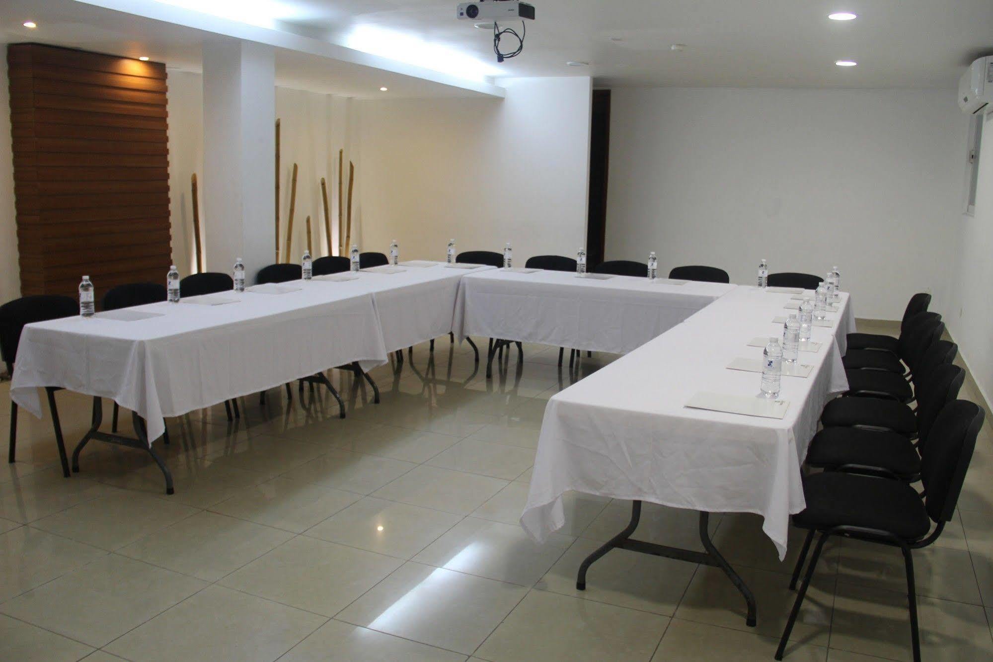 Soberanis Hotel