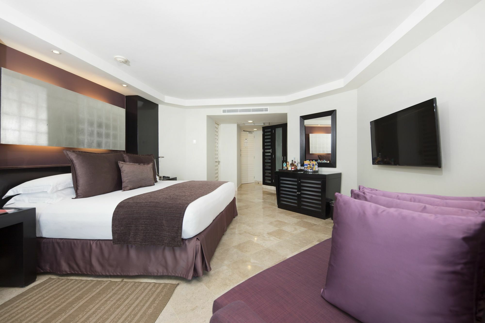 Homestay Armar House,