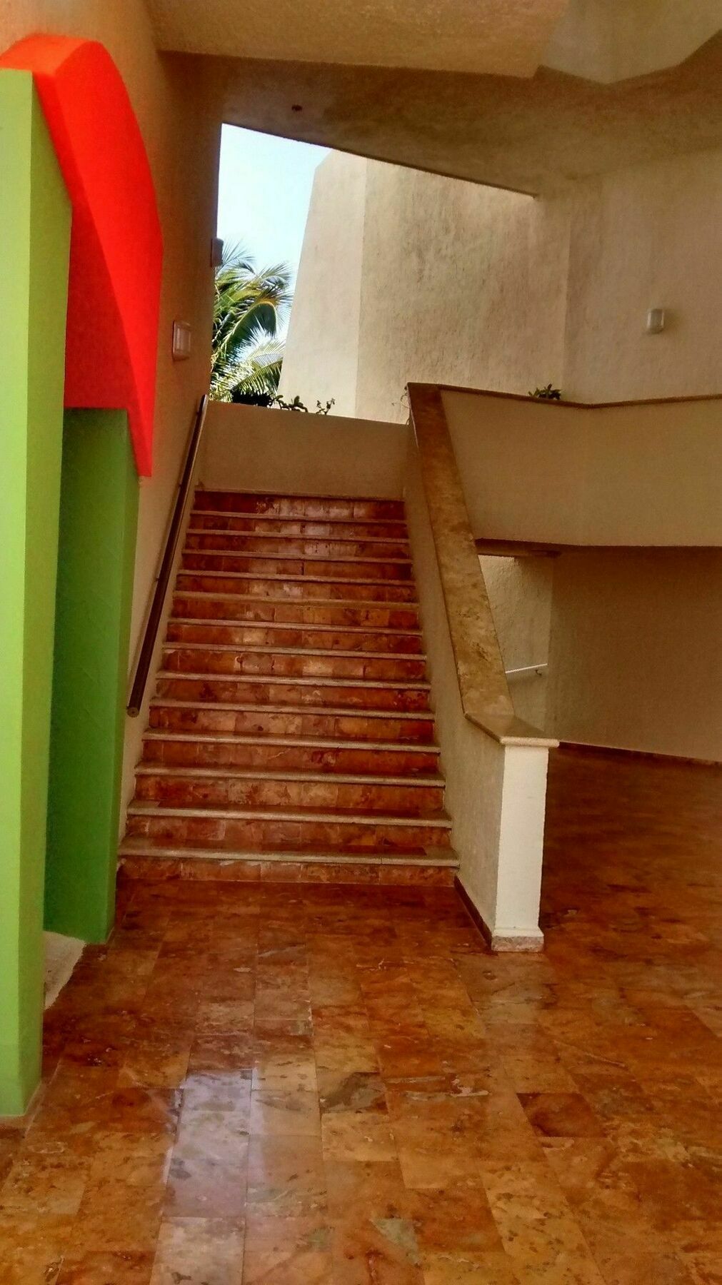 Solymar Apartment